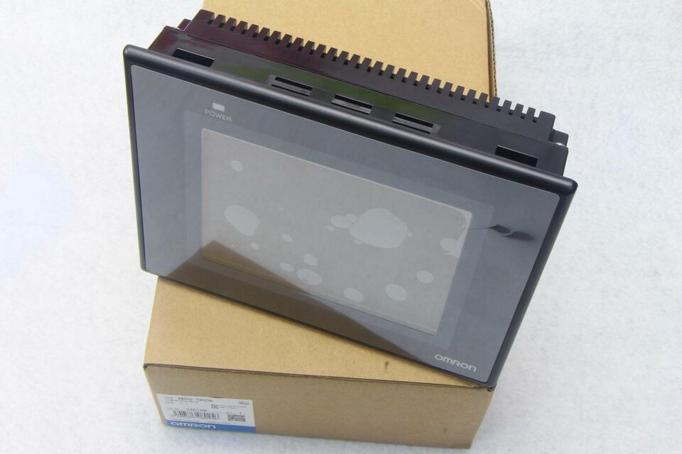 new Omron NB5Q-TW00B HMI Touch Panel One ping NB5QTW00B - OMRON