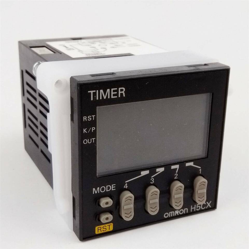 new 1PC Omron H5CX-L8D-N H5CXL8DN Timer 12-24VDC In Box ping - OMRON