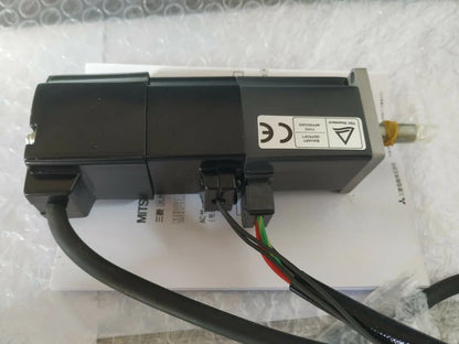 new 1PC Mitsubishi HC-MF13BK-S102 Servo Motor HCMF13BLS101 ping