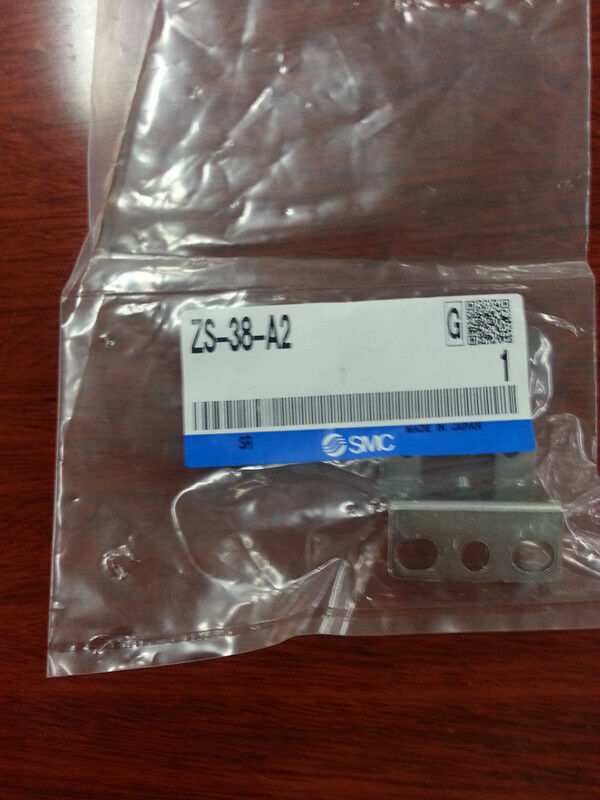 new 1PC SMC ZS-38-A2 Pressure Sensor Bracket ZS38A2 - SMC