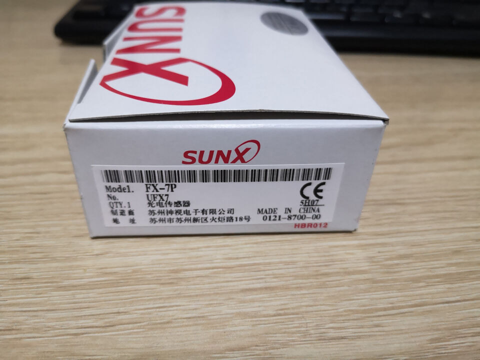 new 1PC  SUNX FX-7P Photoelectric Sensor FX7P In Box SUNX