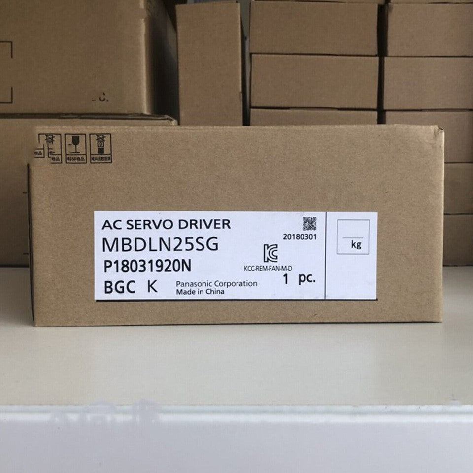 new 1PC  Panasonic MBDLN25SG AC Servo Drive In Box ping