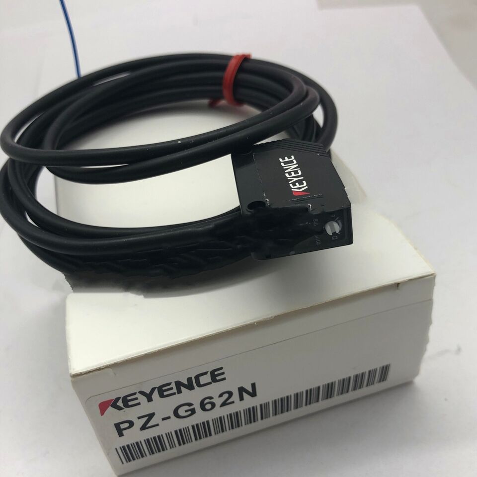 Keyence PZ-G62N Photoelectric Sensor Switch - KEYENCE