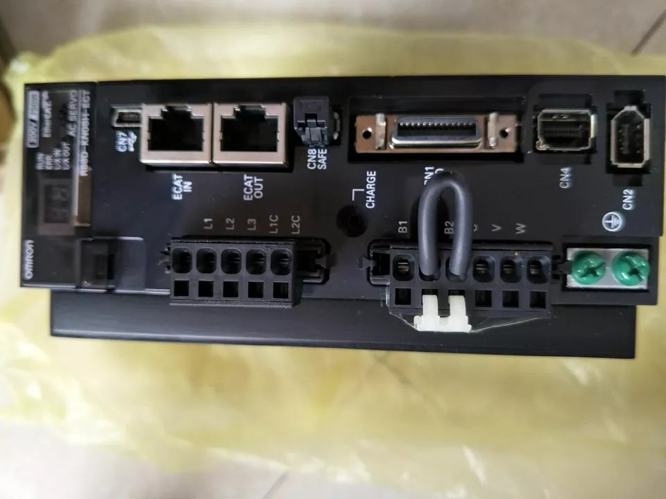 Omron R88D-KN08H-ECT Servo Driver - OMRON