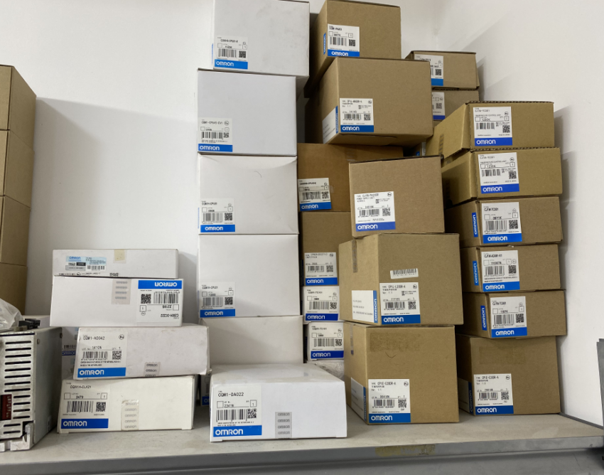 OMRON CJ2H-CPU67-EIP PLC CPU Unit with 400V 3 Phase 250W Power Module and 256 KB Flash Memory - OMRON