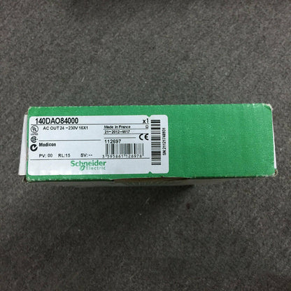 Schneider 140DAO84000 PLC Module In Box - SCHNEIDER