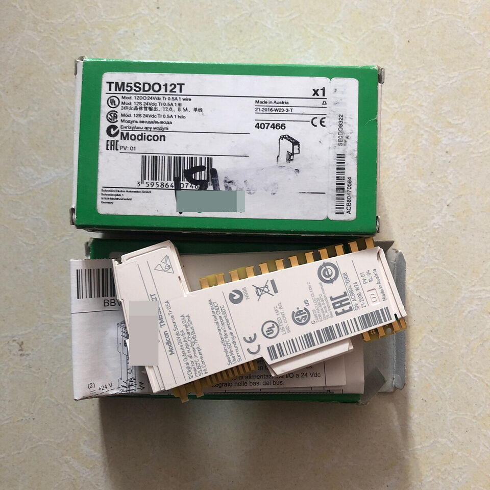 new 1PC Schneider TM5SDO12T PLC Module In Box ping - SCHNEIDER