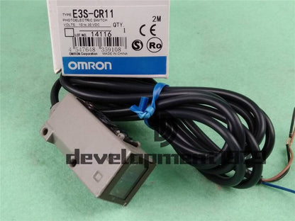 new One E3S-CR11 10-30VDC Omron Photoelectric Switch - OMRON