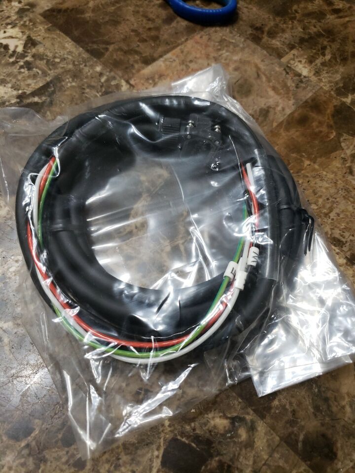 new 1PC Mitsubishi AC Servo MOTOR Power Cable MR-PWS1CBL2M-A2-L - MITSUBISHI