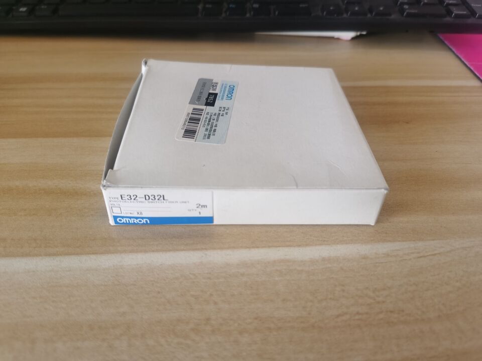 Omron E32D32L Fiber Optic Sensor One - OMRON