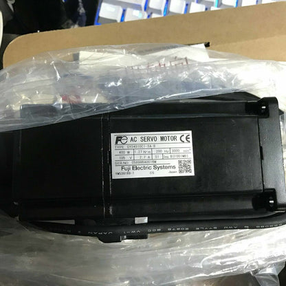 ONE FUJI SERVOMOTOR GYS401DC1-SA-B - ONE FUJI