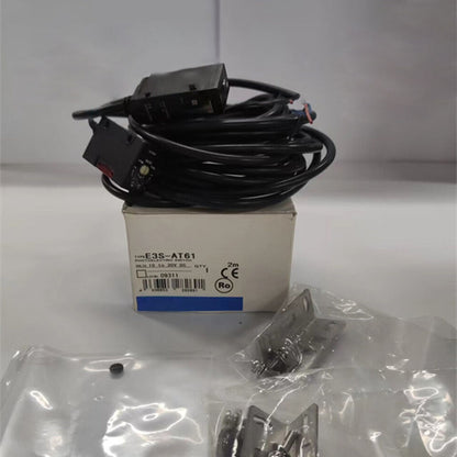 new Omron E3S-AT61 Photoelectric Sensor One E3SAT61 - OMRON