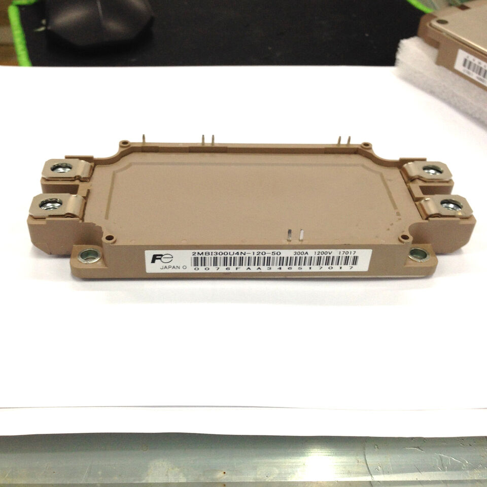 new Fuji 2MBI300U4N-120-50 IGBT Module 1PC 2MBI300U4N12050 - FUJI