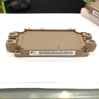 new Fuji 2MBI300U4N-120-50 IGBT Module 1PC 2MBI300U4N12050 - FUJI