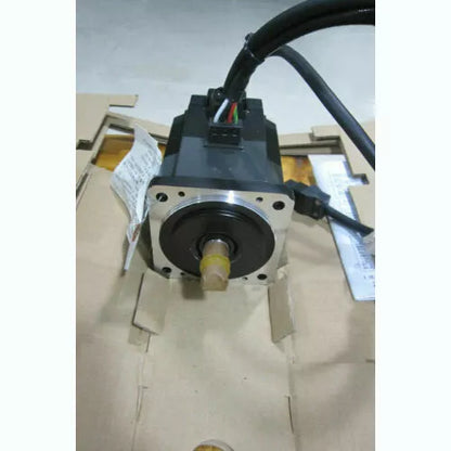 new 1PC Mitsubishi HC-UFS23B Servo Motor HCUFS23B In Box ping - MITSUBISHI