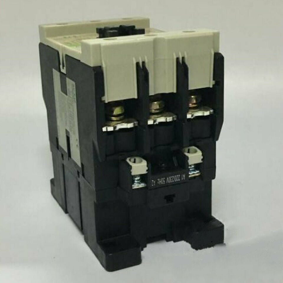 new Fuji SC-E4P AC220V Contactor 1PC SCE3P - FUJI