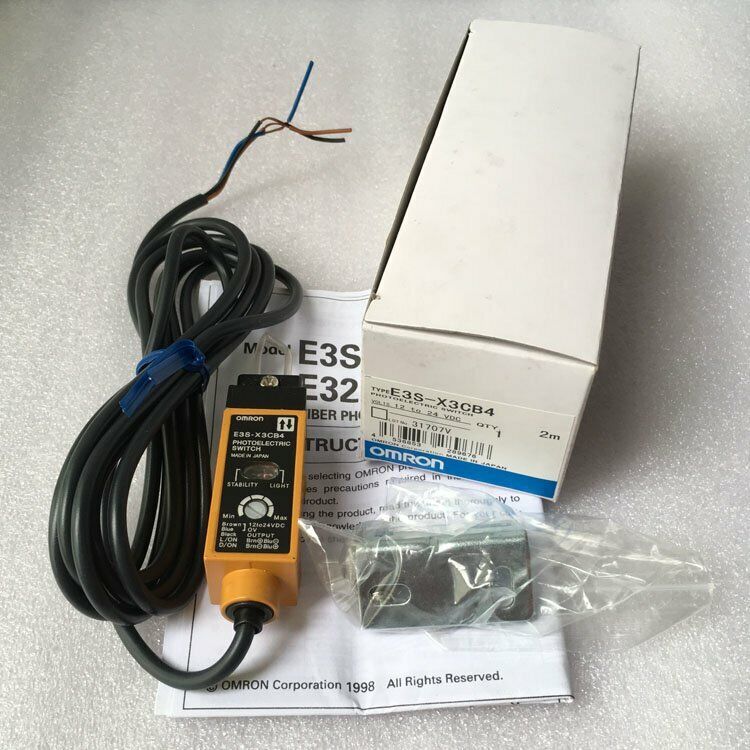 new Omron E3S-X3CB4 Photoelectric Switch One E3SX3CB4 - OMRON