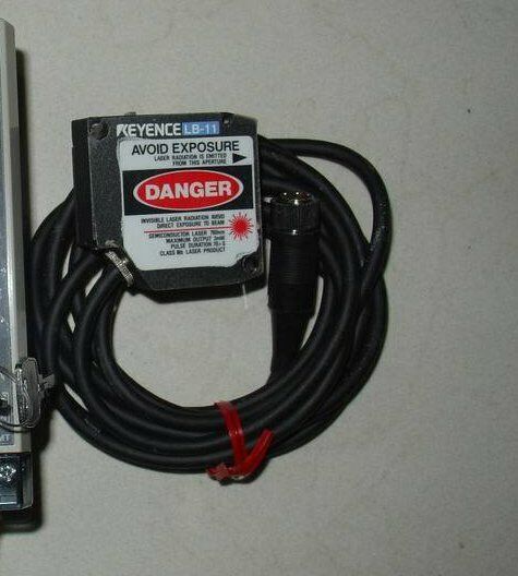 new 1PC KEYENCE LB-11 Laser displacement sensor In Box LB-11 - KEYENCE