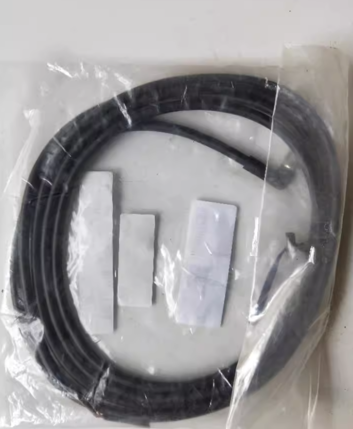 new Omron XS3F-M8PVC3A2M Proximity Sensor One XS3FM8PVC3A2M - OMRON