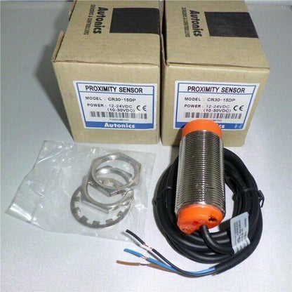 new 1PC Autonics CR30-15DP Proximity Switch CR3015DP - AUTONICS