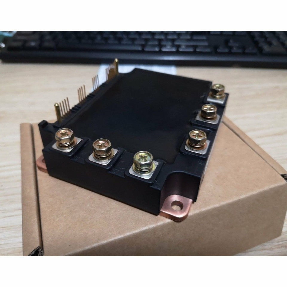new 1PC  Mitsubishi PM100CSD060 IGBT Module In Box