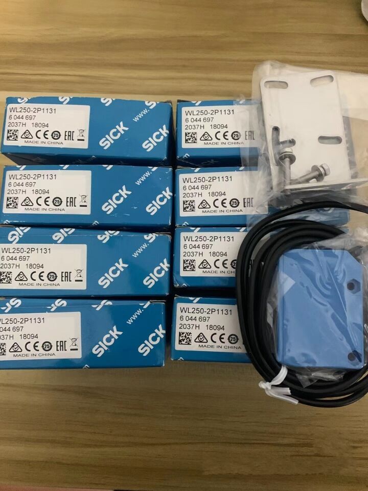 1PC WL250-2P1131 Photoelectric Sensor - SICK