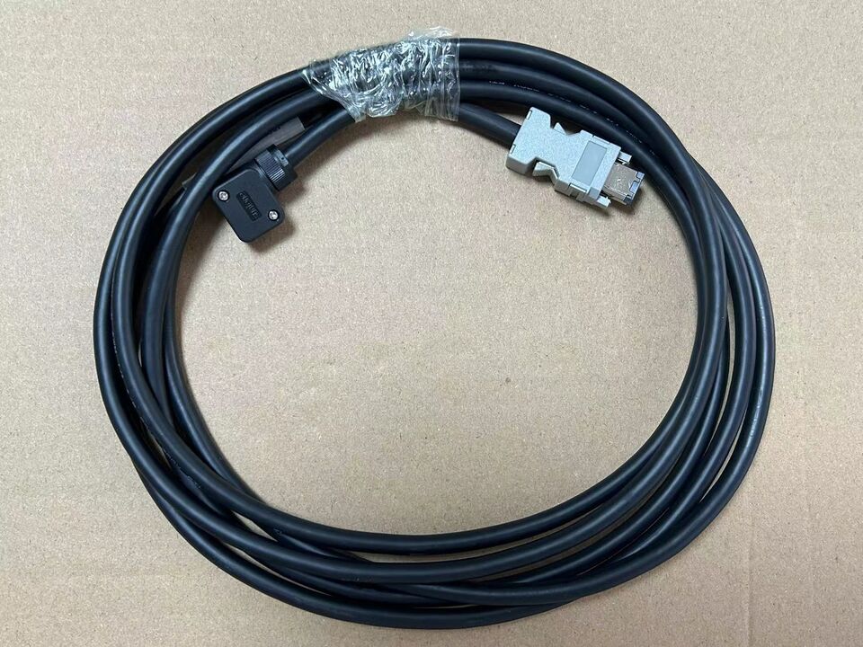 new 1pc FOR   JZSP-CSP21-03-E Signal Line 3 meters Encoder Line SGMAV