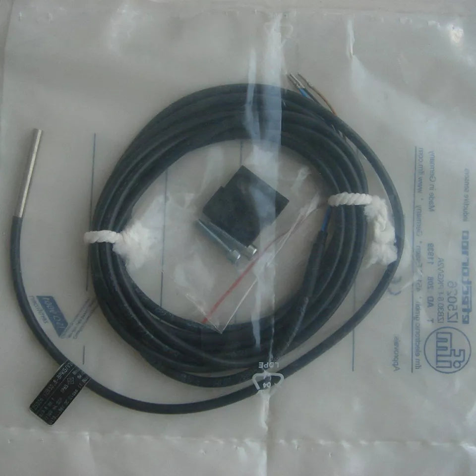 1PC IFM IZ5026 Proximity Switch - IFM