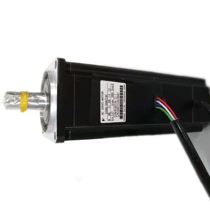 new 1PC Yaskawa SGML-04AF14C Servo Motor SGML04AF14C In Box ping