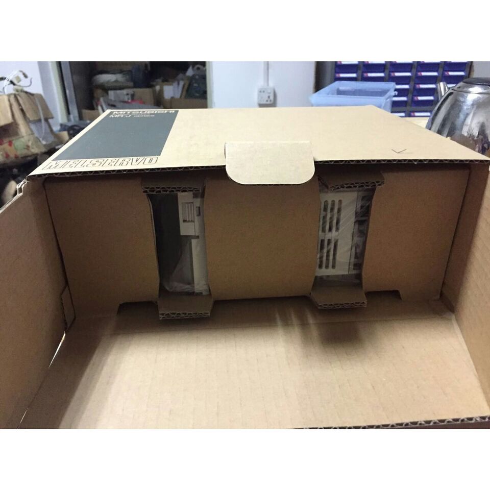 new 1PC Mitsubishi MR-J2S-350B-S041U703 Servo Drive ping - MITSUBISHI