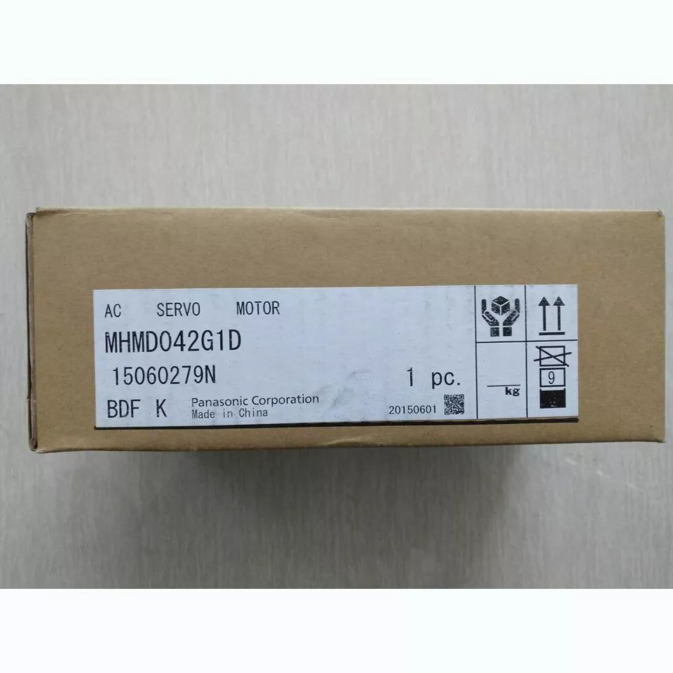 new One Panasonic MHMD042G1D Servo Motor In Box ping - PANASONIC