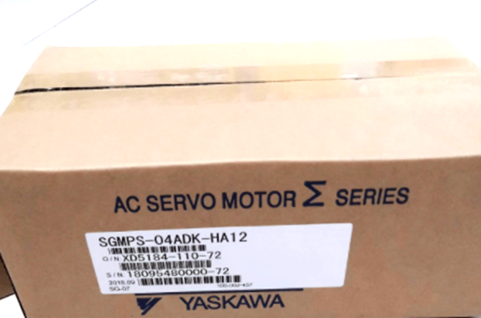 new  YASKAWA SGMPS-04ADK-HA12 AC Servo Motor