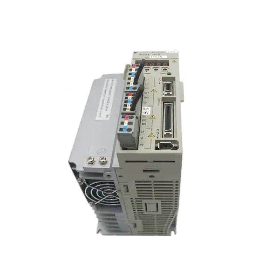 new In Box YASKAWA SGDH-15DE Servo Drive