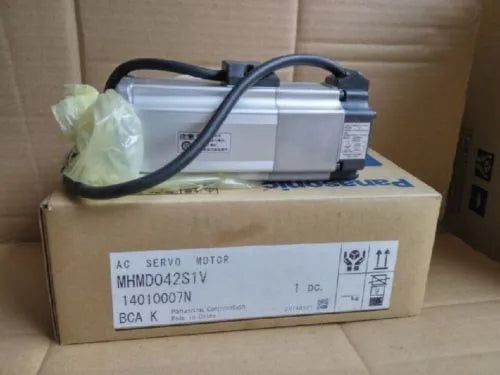 new One Panasonic MHMD042S1V Servo Motor ping - PANASONIC