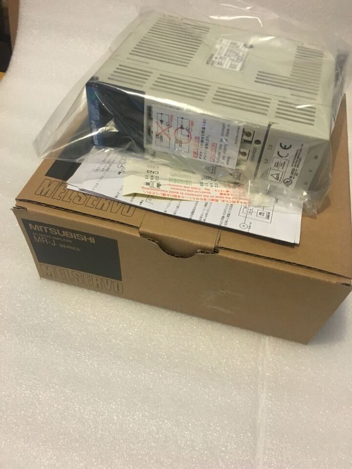 new 1PC Mitsubishi servo driver MR-J2S-10CP MRJ2S10CP - MITSUBISHI