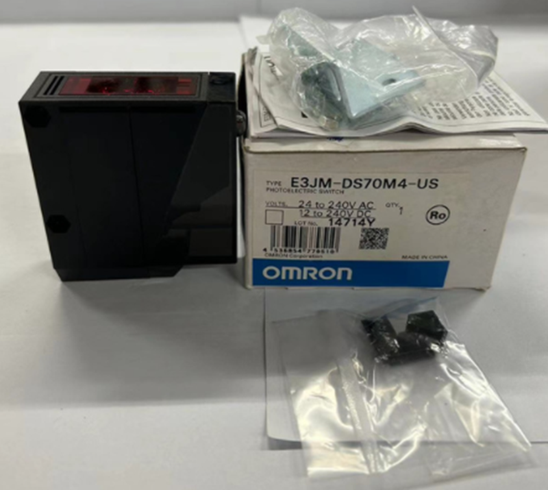 new 1PC Omron E3JM-DS70M4-US Photoelectric Switch E3JMDS70M4US - OMRON