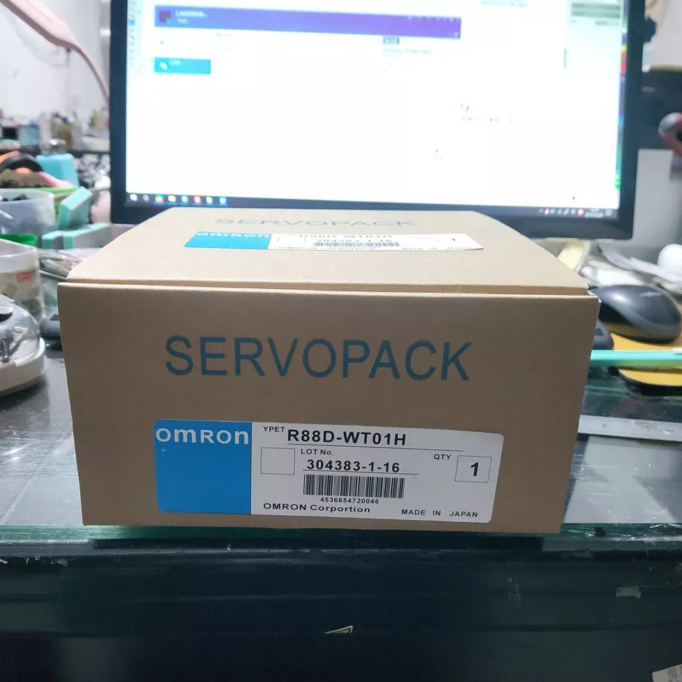 Omron R88D-WT01H Servo Driver - OMRON