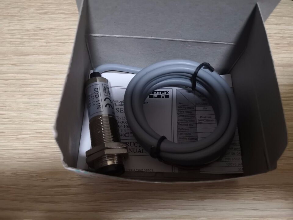new SICK Optex CDD-11N Photoelectric Sensor One CDD11N - SICK