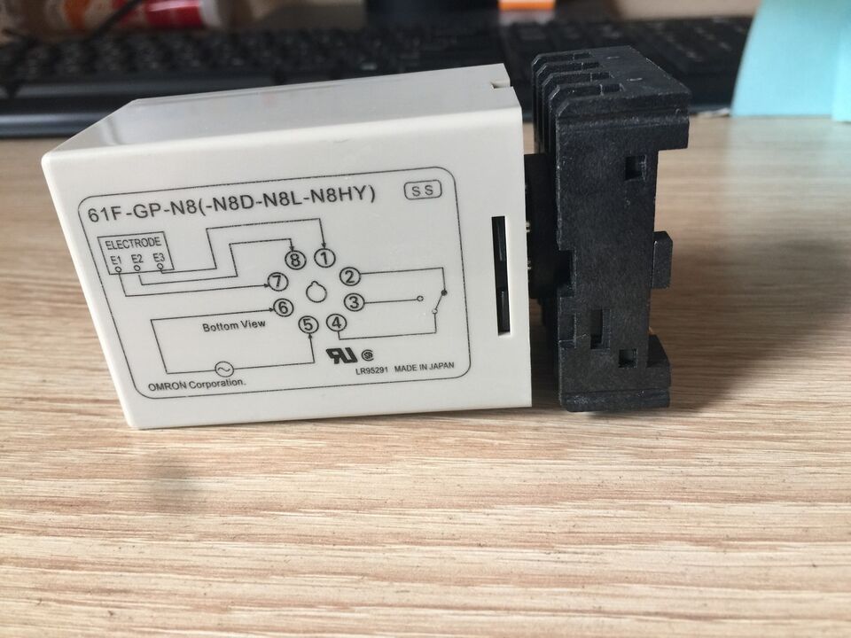 new Omron 61F-GP-N8 PLC Floatless Level Switch One 61FGPN8 - OMRON
