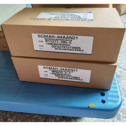 Yaskawa SGMAH-04AAN21 Servo Motor - YASKAWA