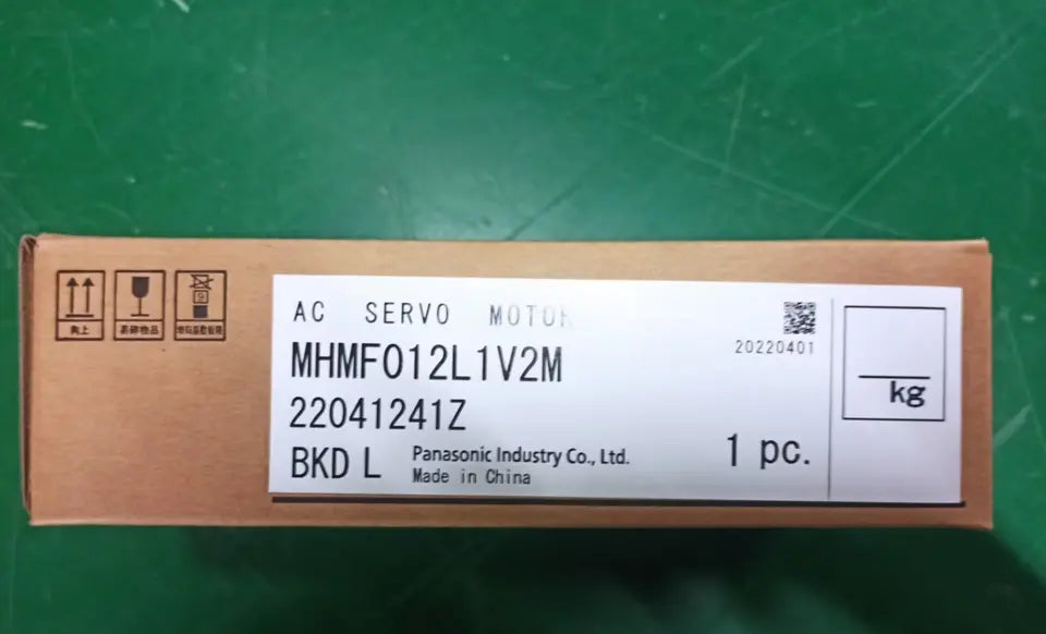 new 1PC Panasonic MHMF012L1V2M AC Servo Motor In Box ping - PANASONIC
