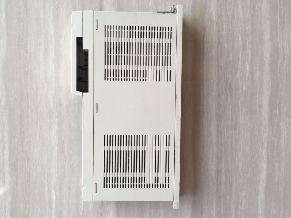 new 1PC Mitsubishi MDS-C1-V2-0505 Serve Drive In Box ping - MITSUBISHI
