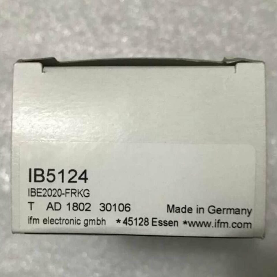 new 1PC  IFM IB5124 Proximity Switch Sensor In Box