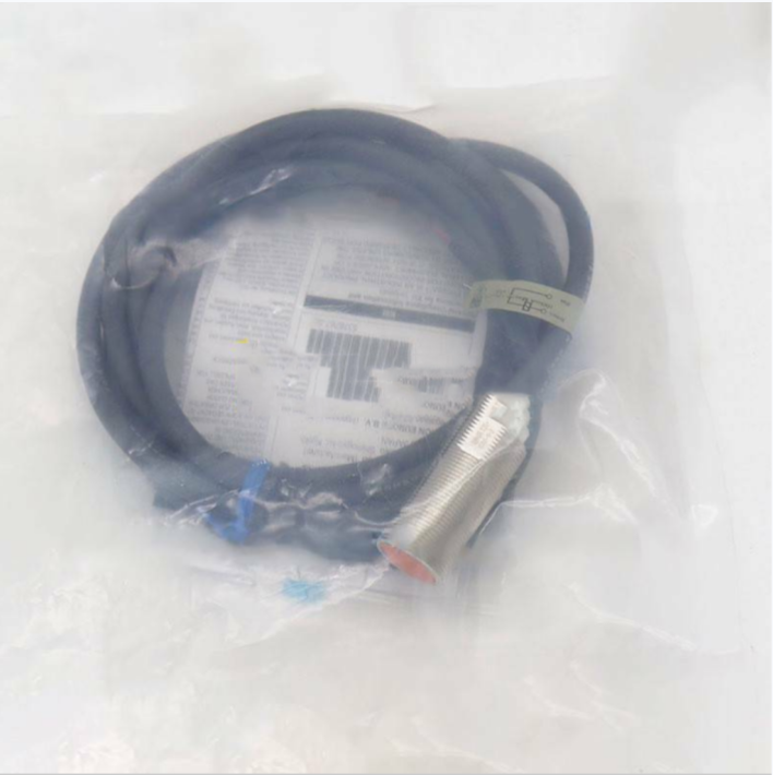 Omron Proximity Sensor E2EX7D1UZ - OMRON