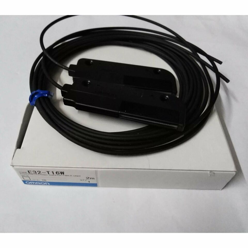 Omron E32-T16W Fiber Optic Sensor - High-Precision Fiberoptic Sensor for PLC Applications - OMRON