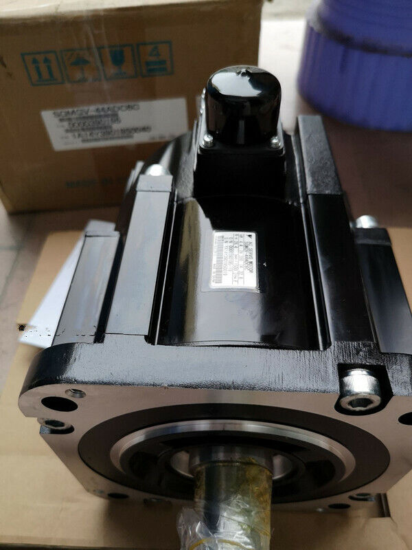 new 1PC Yaskawa SGMGV-44ADC6C Servo Motor In Box ping - YASKAWA