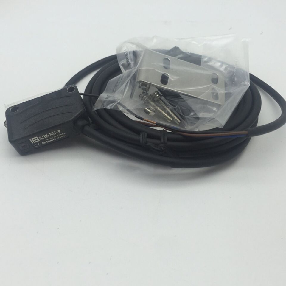 new 1PC  Autonics BJ3M-PDT-P Photoelectric Switch BJ3MPDTP