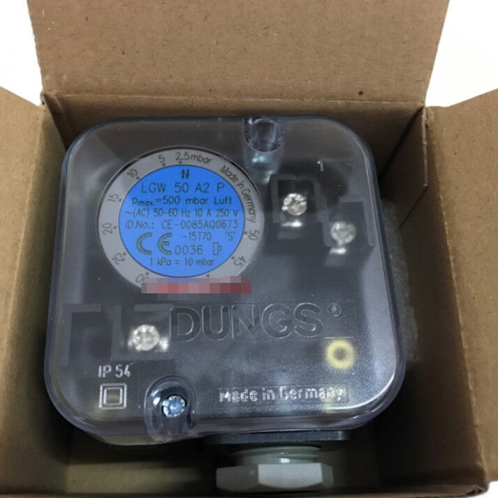 new One  DUNGS LGW50A2P Pressure Switch In Box