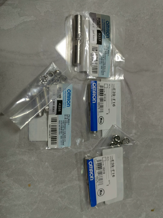 new Omron E39-F16 Optical Fiber Condenser E39F16 One ping - OMRON