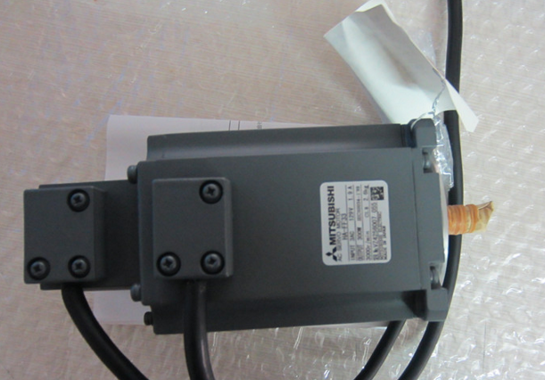 new 1PC Mitsubishi HA-FF33 Servo Motor HAFF33 In Box ping